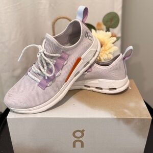 On Cloudeasy Women's Size 7.5--Orchid|Lavendula